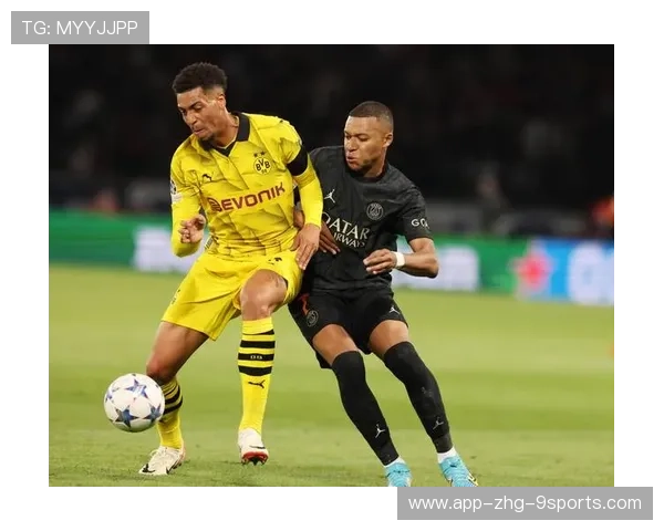 多特穆科科禁区假射真扣怒射破网,见证足球之美! 多特穆科科禁区假射真扣怒射破网,见证足球之美!